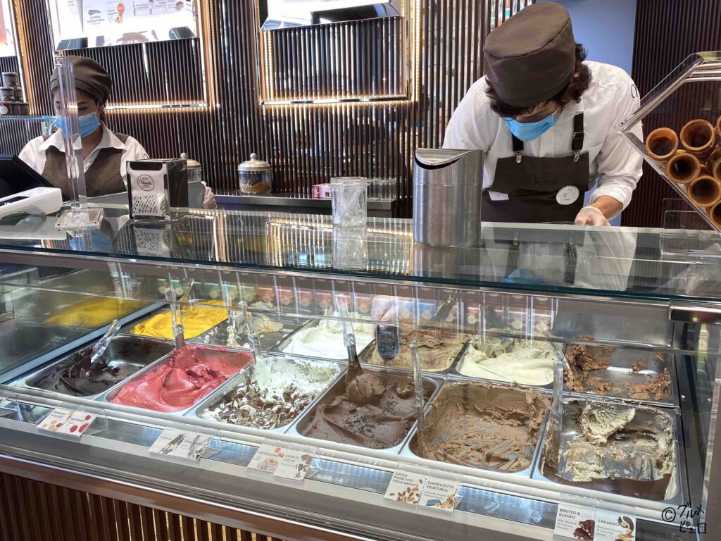 人気アイスクリーム店が選ばれる理由！2026最新トレンドと混雑攻略