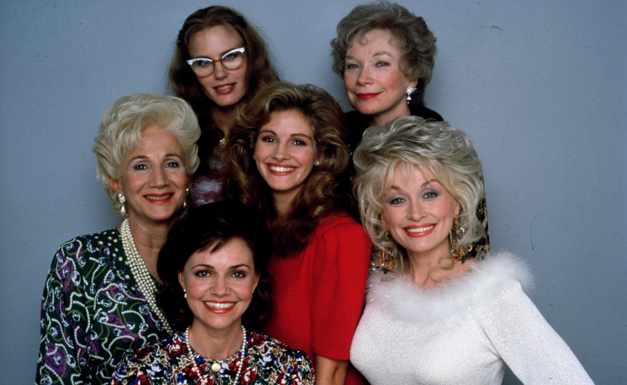 Julia Roberts and Sally Field Lead Steel Magnolias Tributes to Dolly Parton