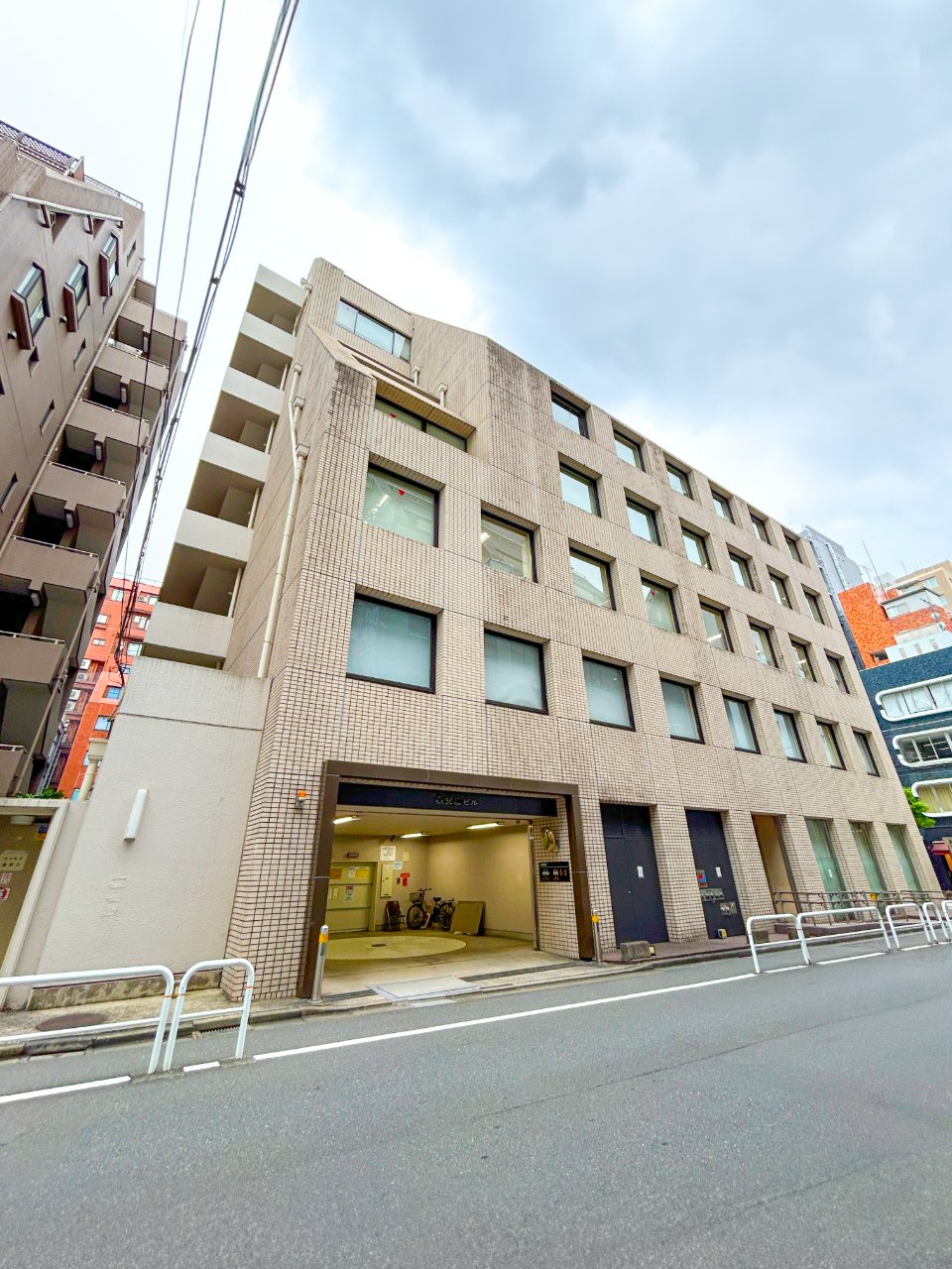 秩父屋ビルの真相を独自調査！テナント変遷と2026年最新動向を完全暴露