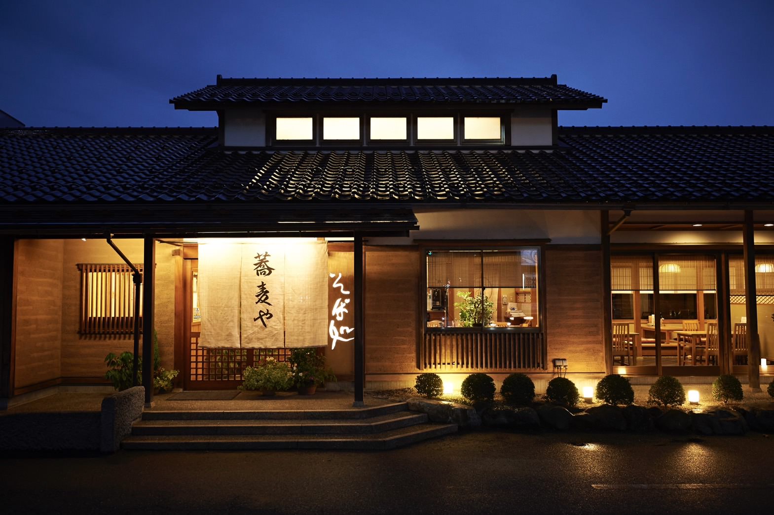 金沢の行列名店「蕎麦処大藪」の評判と真実！混雑回避と名物を徹底解剖