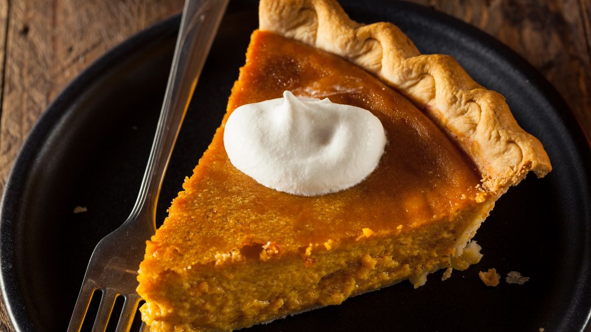 Should Pumpkin Pie Be Served Warm or Cold