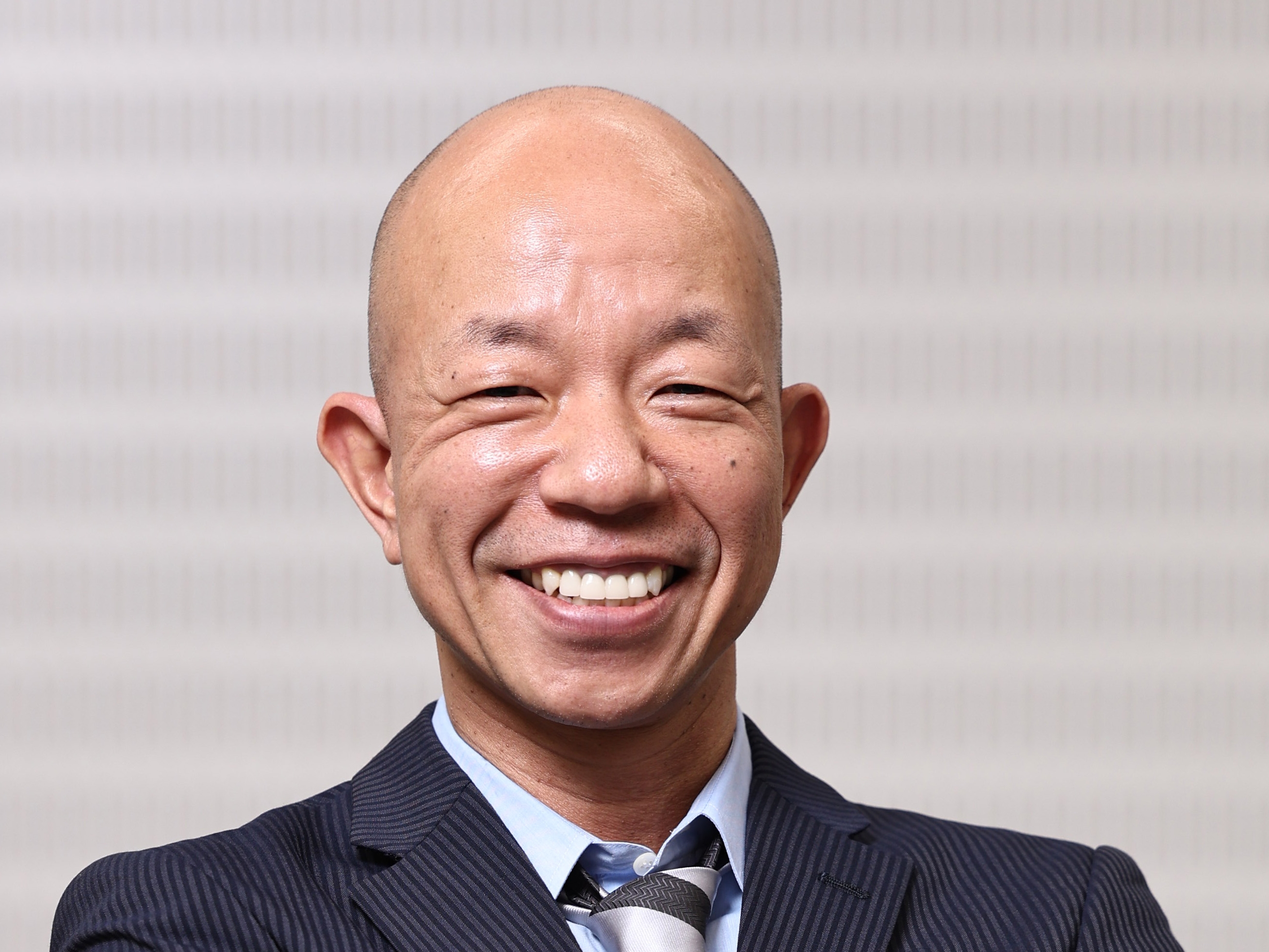 「なんて日だ！」の芸人は誰？バイきんぐ小峠の誕生秘話と現在
