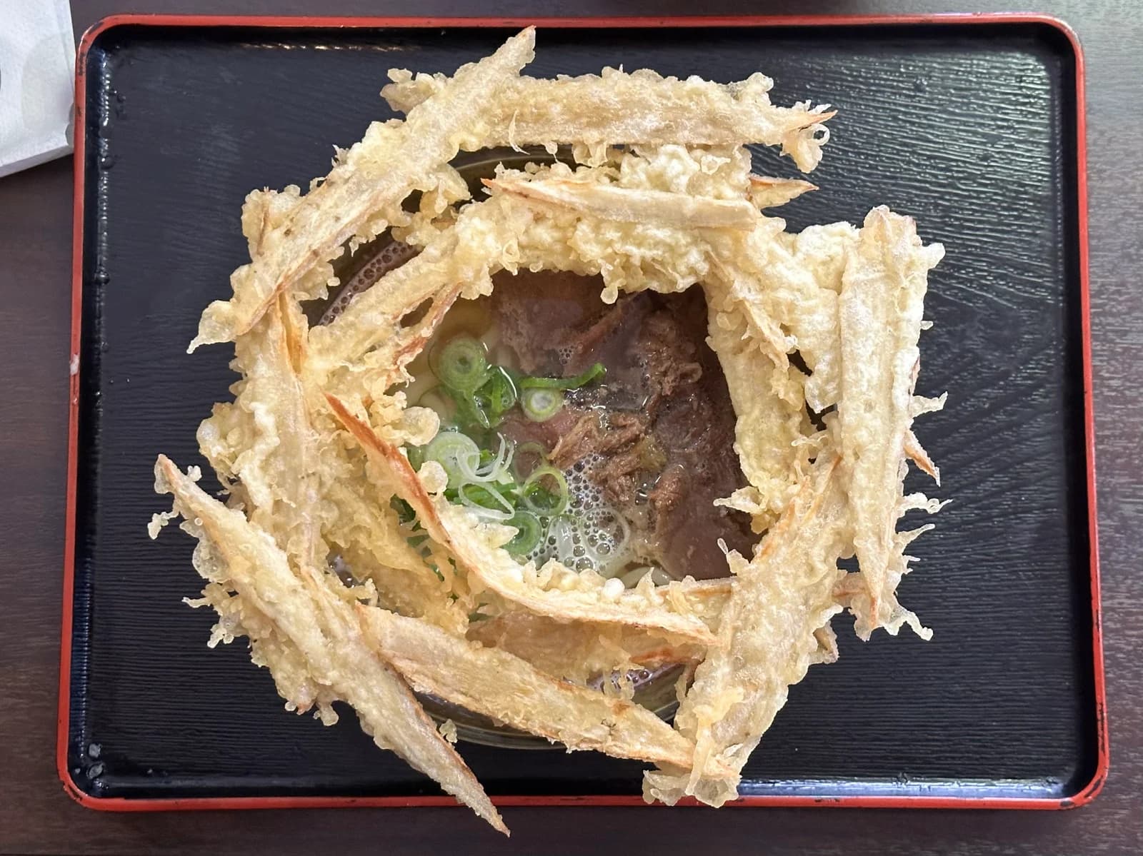 福岡うどんを変革する豊前裏打会！透明麺と巨大ごぼ天の秘密