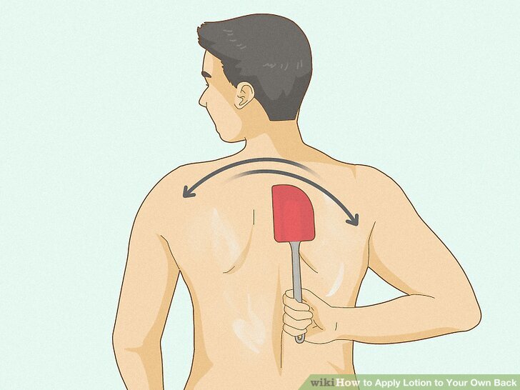 How to Put Sun Lotion on Your Own Back