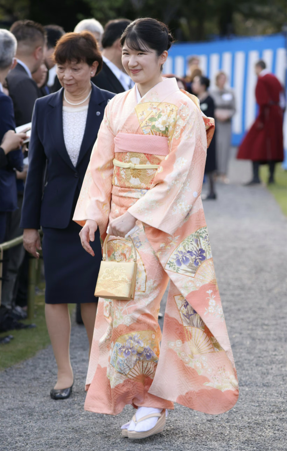 愛子さまの着物姿に秘められた真実｜雅子さまから継承された伝統美と2026年最新の反響