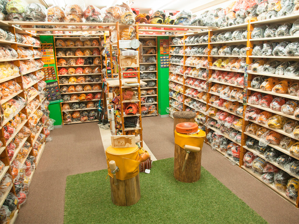 野球用品店選びの決定版！大型店と専門店の違いと2026年最新ギア事情