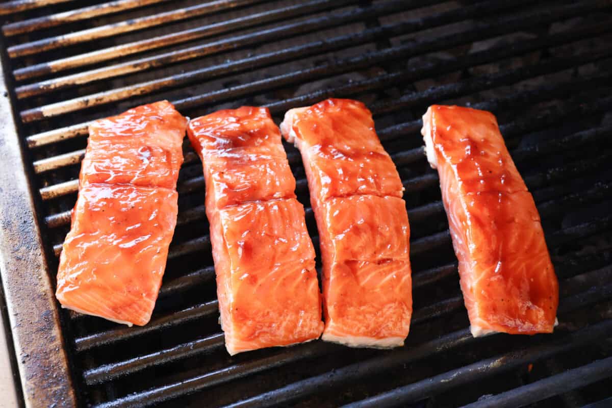How to Barbecue Salmon with Skin