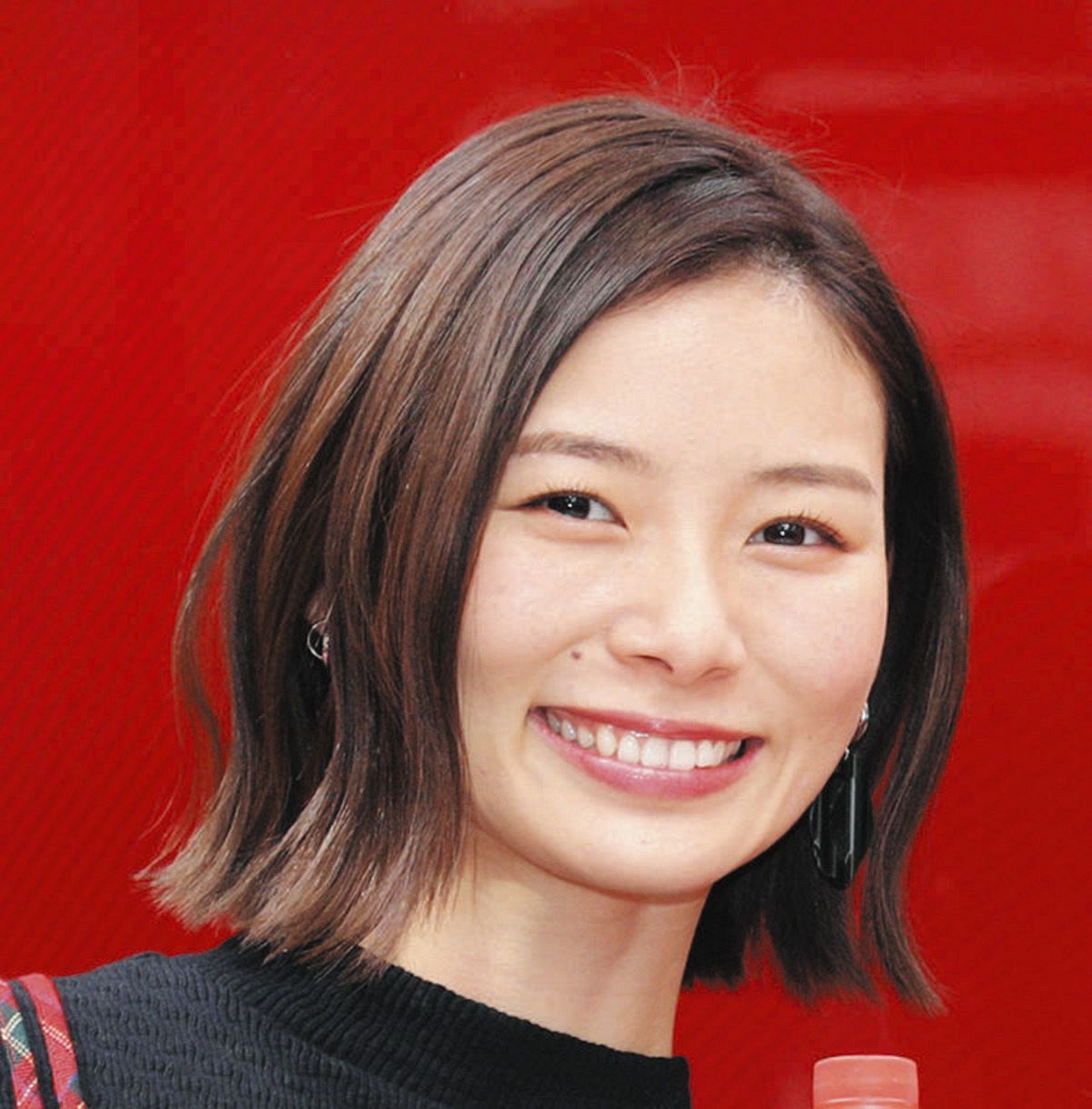朝日奈央の身長は実際何Cm？サバ読み疑惑と抜群のスタイルを徹底解剖