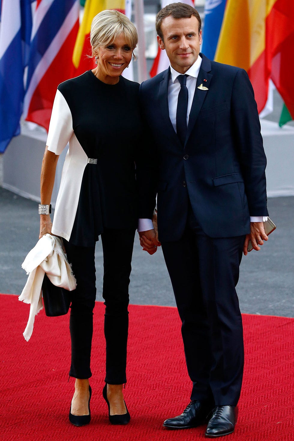 マクロン大統領とブリジット夫人の馴れ初め｜24歳差愛の軌跡と真実