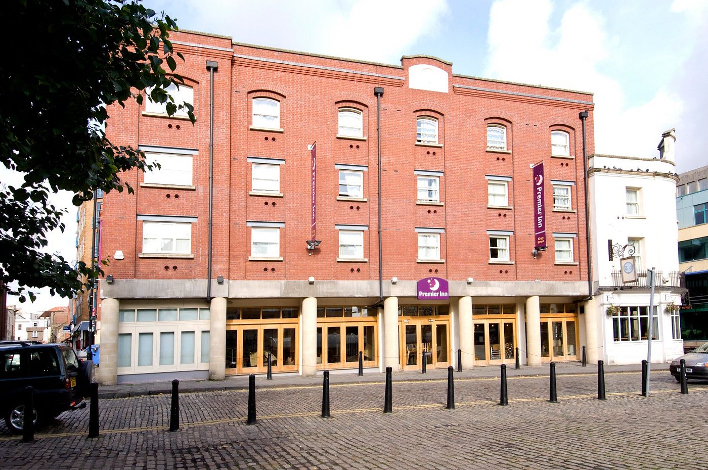 Premier Inn Bristol City Centre King Street Hotel