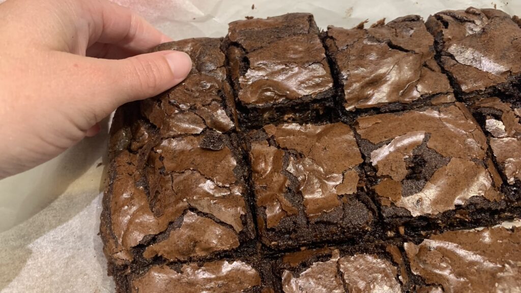 How Long Can Brownies Sit Out