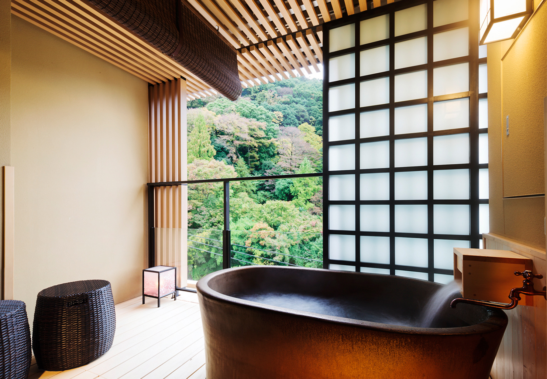 箱根湯本「月の宿 紗ら」の評判は？全室露天＆アルコール飲み放題の真相
