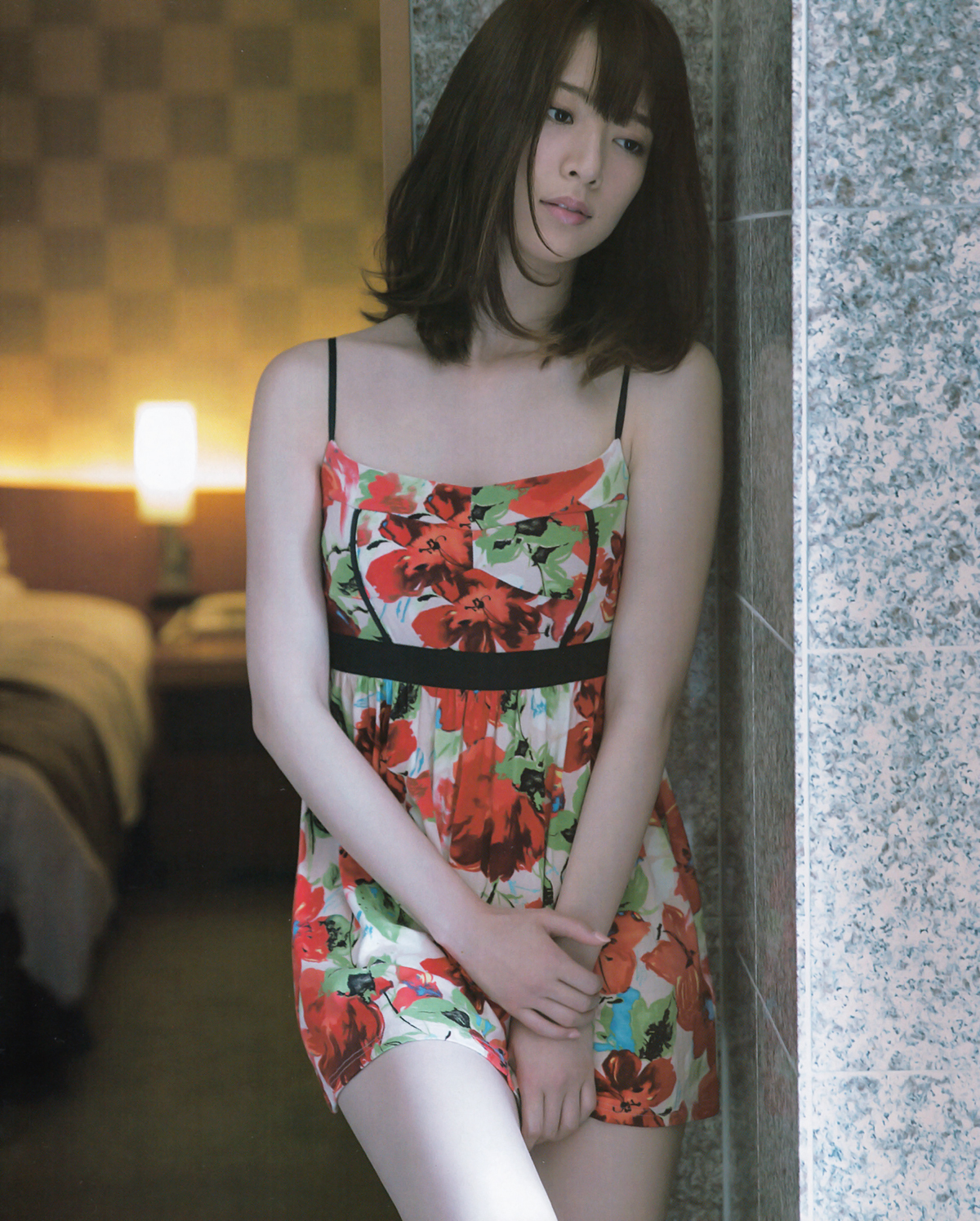 橋本奈々未の過熱検索の真相｜伝説の写真集から引退理由と現在の姿まで