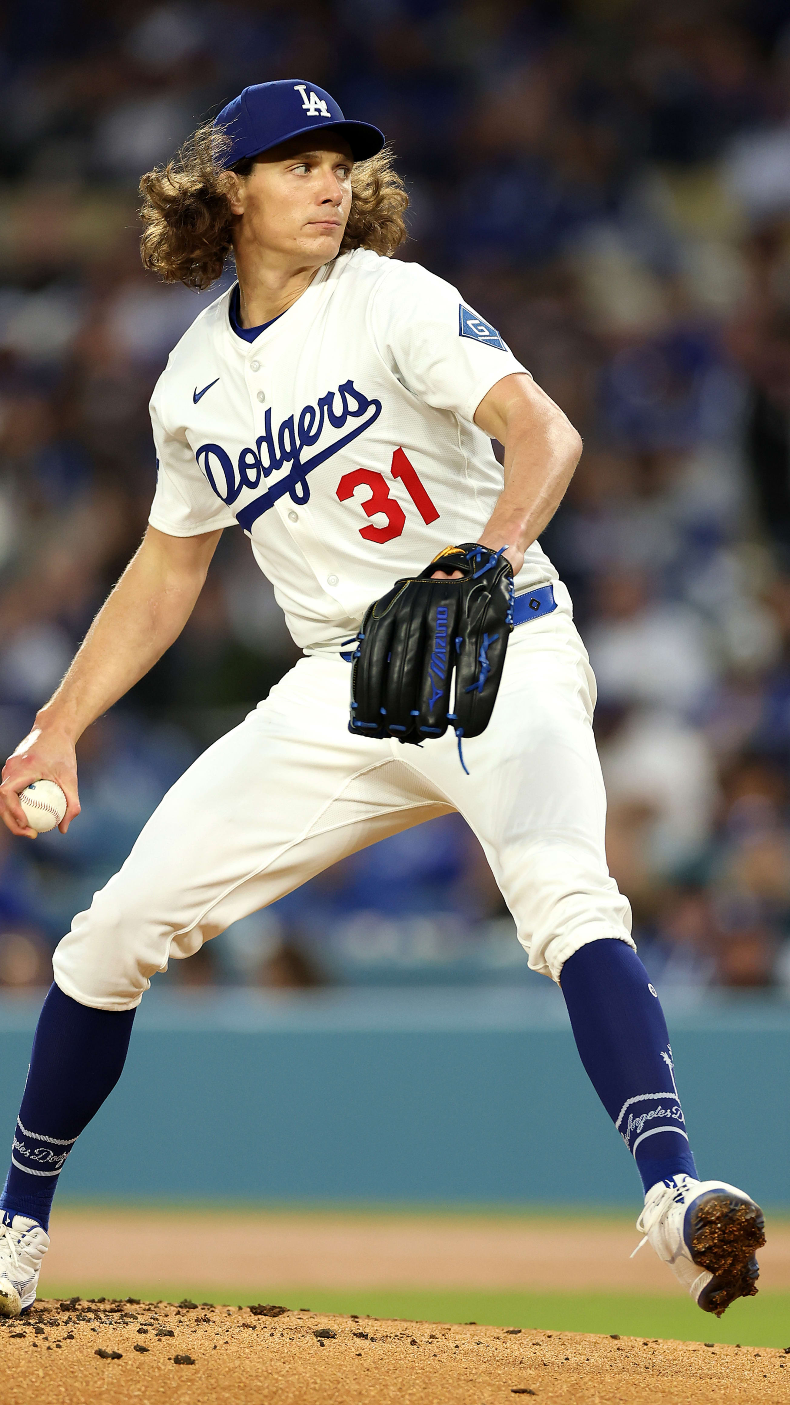 ドジャース剛腕グラスノーの現在！怪我復帰・驚愕年俸と結婚の真相