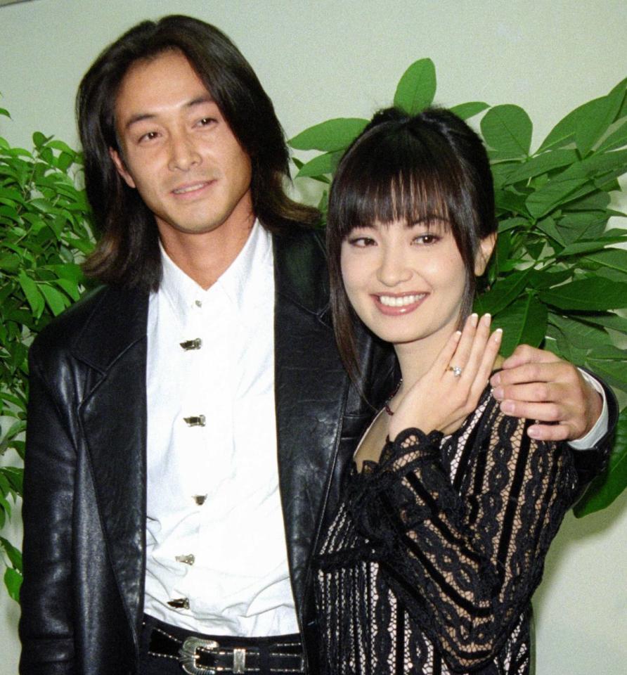 吉田栄作と平子理沙の離婚理由とは？別居婚の真相と2026年現在