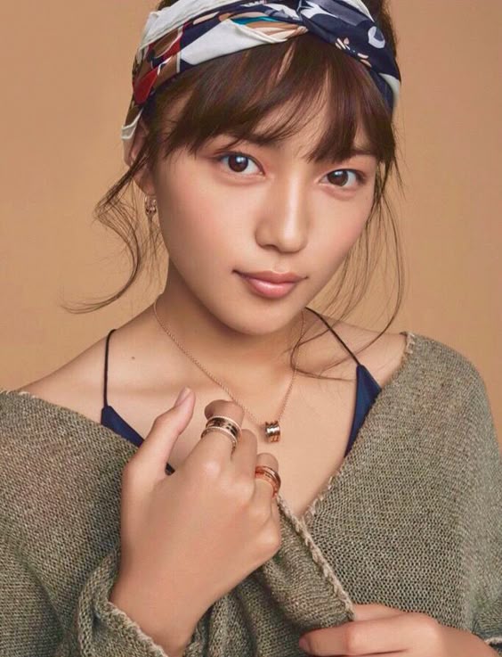 川口春奈「顔が大きい」噂はなぜ消えないのか？最新現場の証言と“視覚的トラップ”の真実