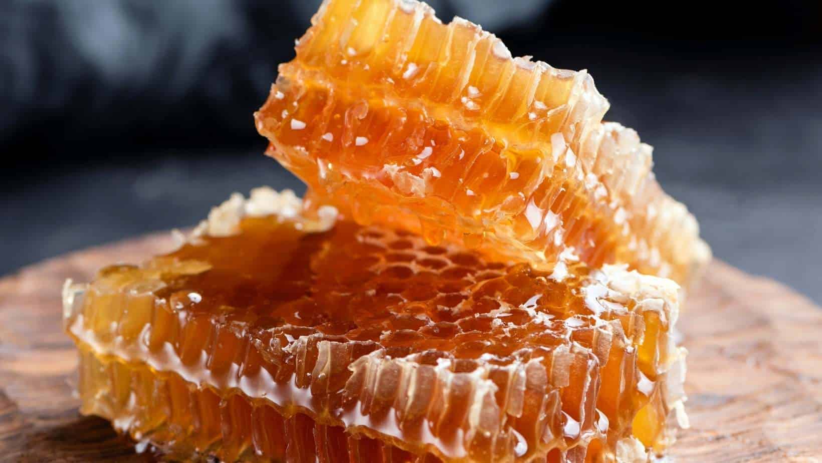 Is It Okay to Eat Honeycomb