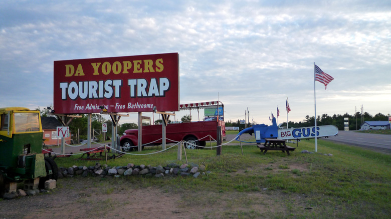 Da Yoopers Tourist Trap Photos