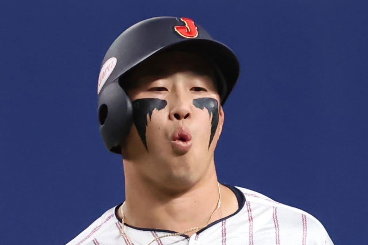 プロ野球選手が目の下を黒くする理由とは？アイブラックの効果とNpb規定