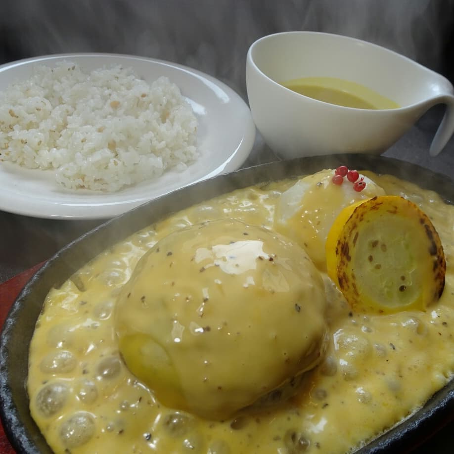 さわやかハンバーグ食あたりの真相！生焼けの危険性と赤身の安全基準