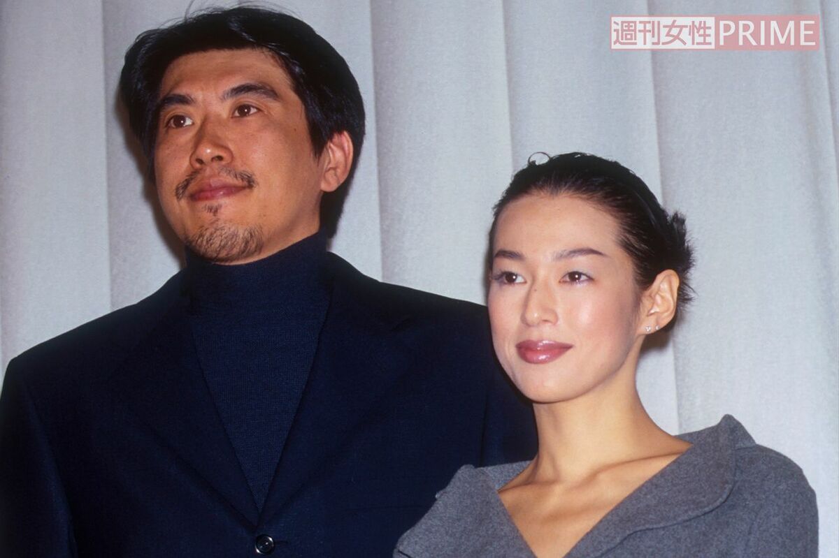 鈴木保奈美の元旦那は誰？石橋貴明・川井一仁との離婚理由と現在