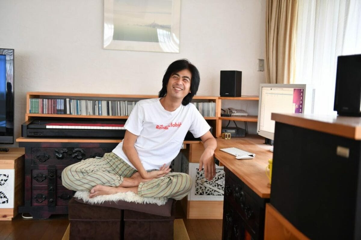 関口知宏の自宅は伊豆大室高原？アトリエでの驚きの現在と独身の真相