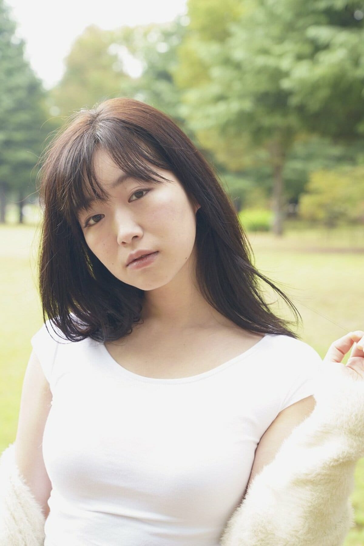 女優・佐々木心音が放つ「裸の感性」——表現の境界を破り続ける彼女の2026年と未来