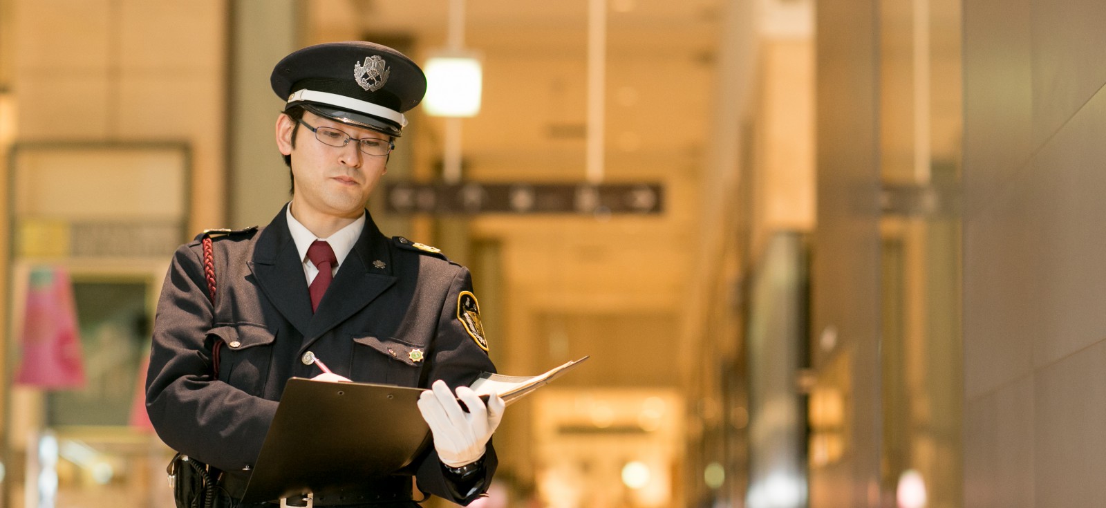 高栄警備保障の年収と評判は？きつい噂の真相と職場環境を独自追跡