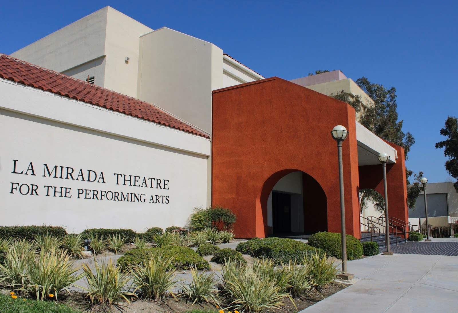 La Mirada Theater Bag Policy