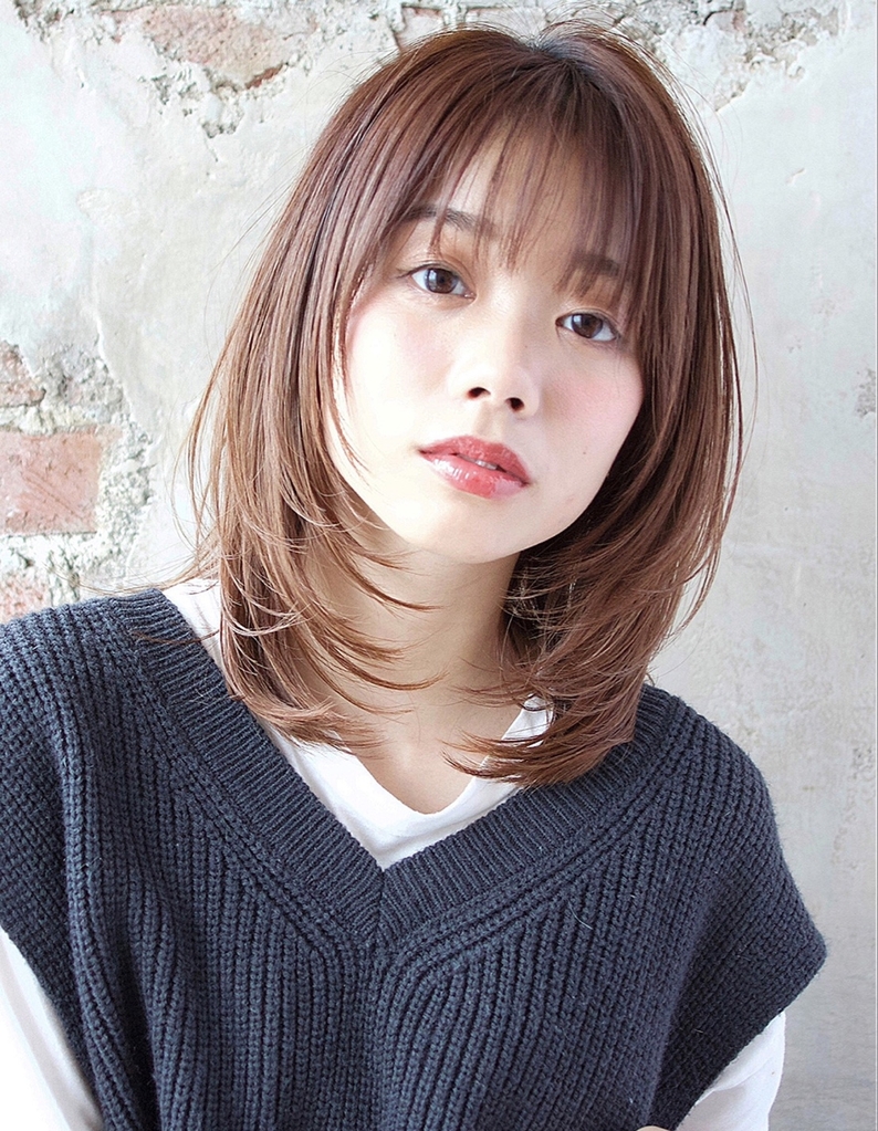 結べる長さで劇的小顔！大人女子が絶賛するセミロングレイヤー