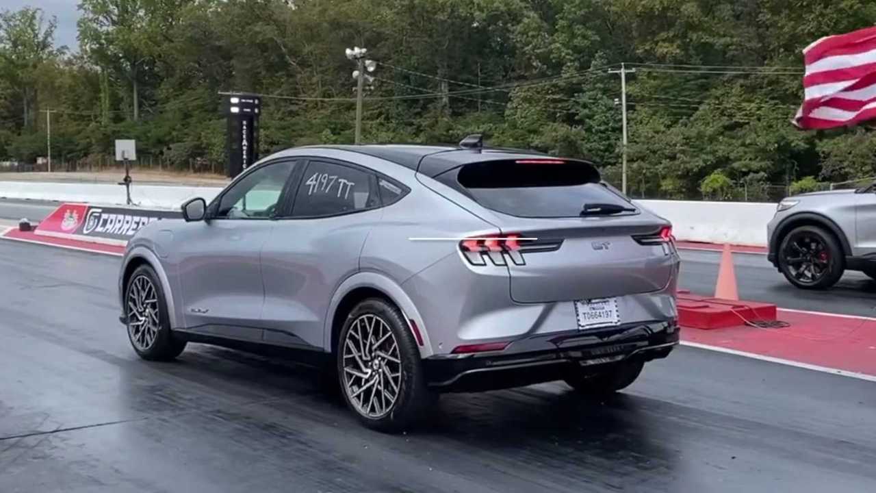 Mustang Mach E Select 0-60