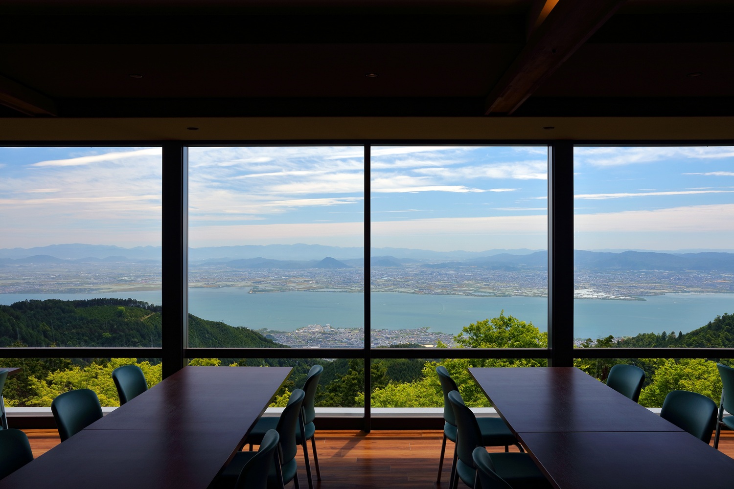 比叡山峰道レストランの絶景ランチと評判！2026年最新混雑・料金