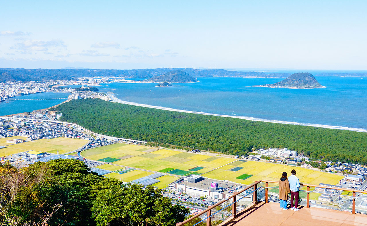 【2026】鏡山展望台の絶景と夜景！混雑回避や見どころ完全ガイド