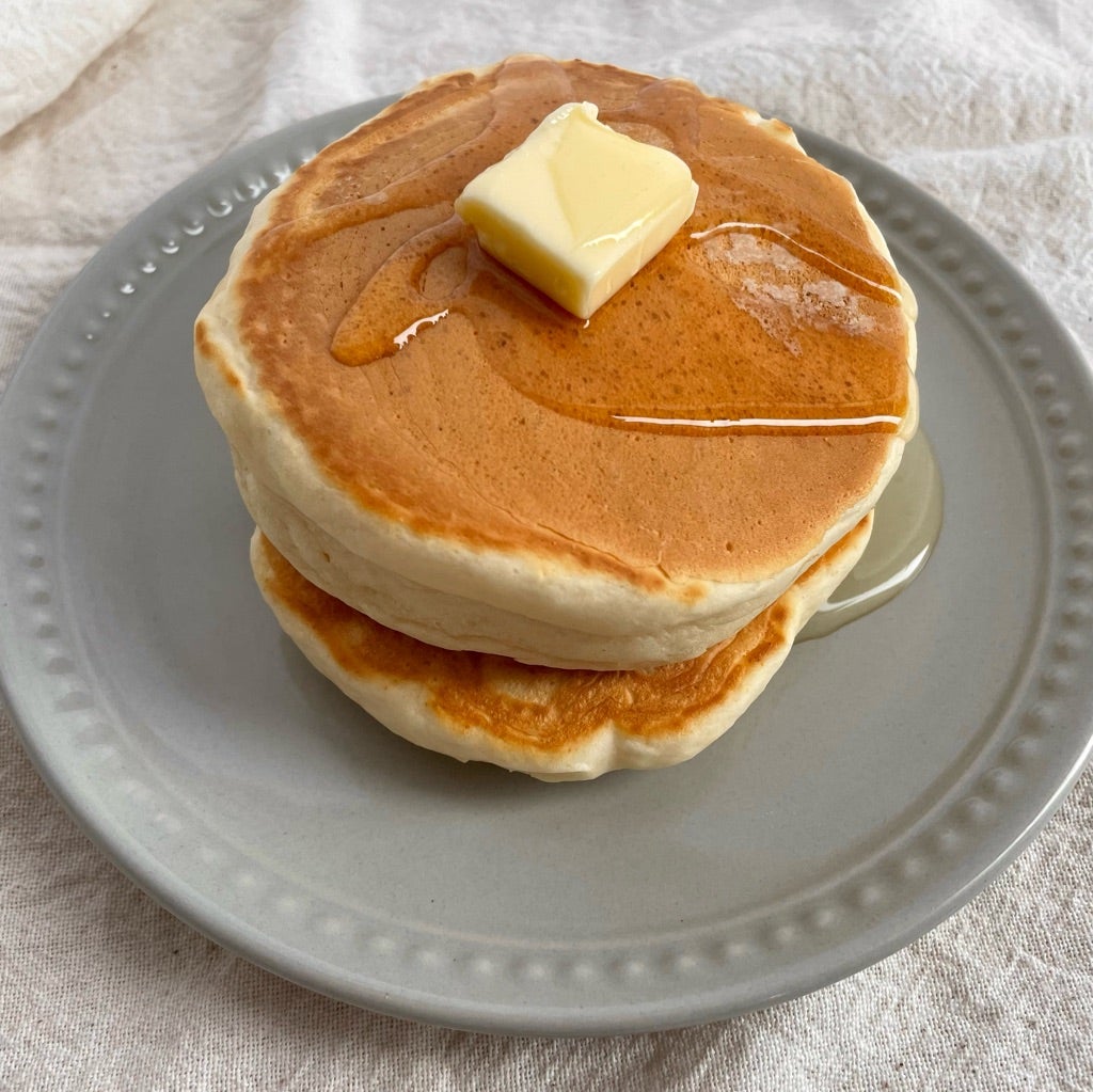 卵なしホットケーキがふわふわに！劇的においしく膨らむ黄金比と裏技