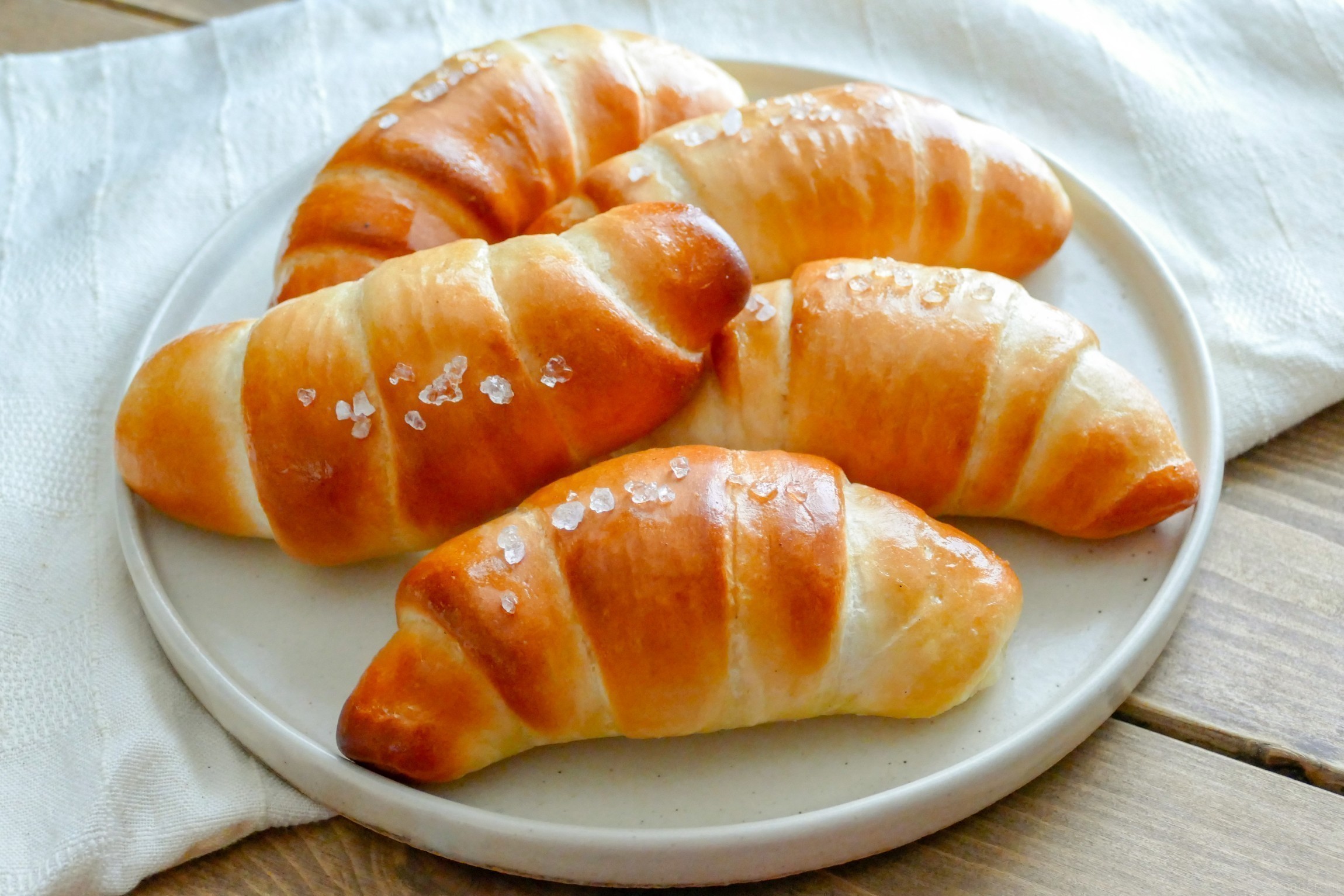 パンケーキとホットケーキの違いは？砂糖の量や歴史の真相を徹底比較
