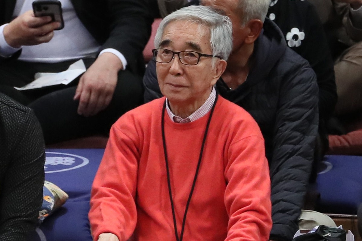大相撲中継で話題の大村崑！砂かぶり席の理由と驚異の健康美を徹底解剖