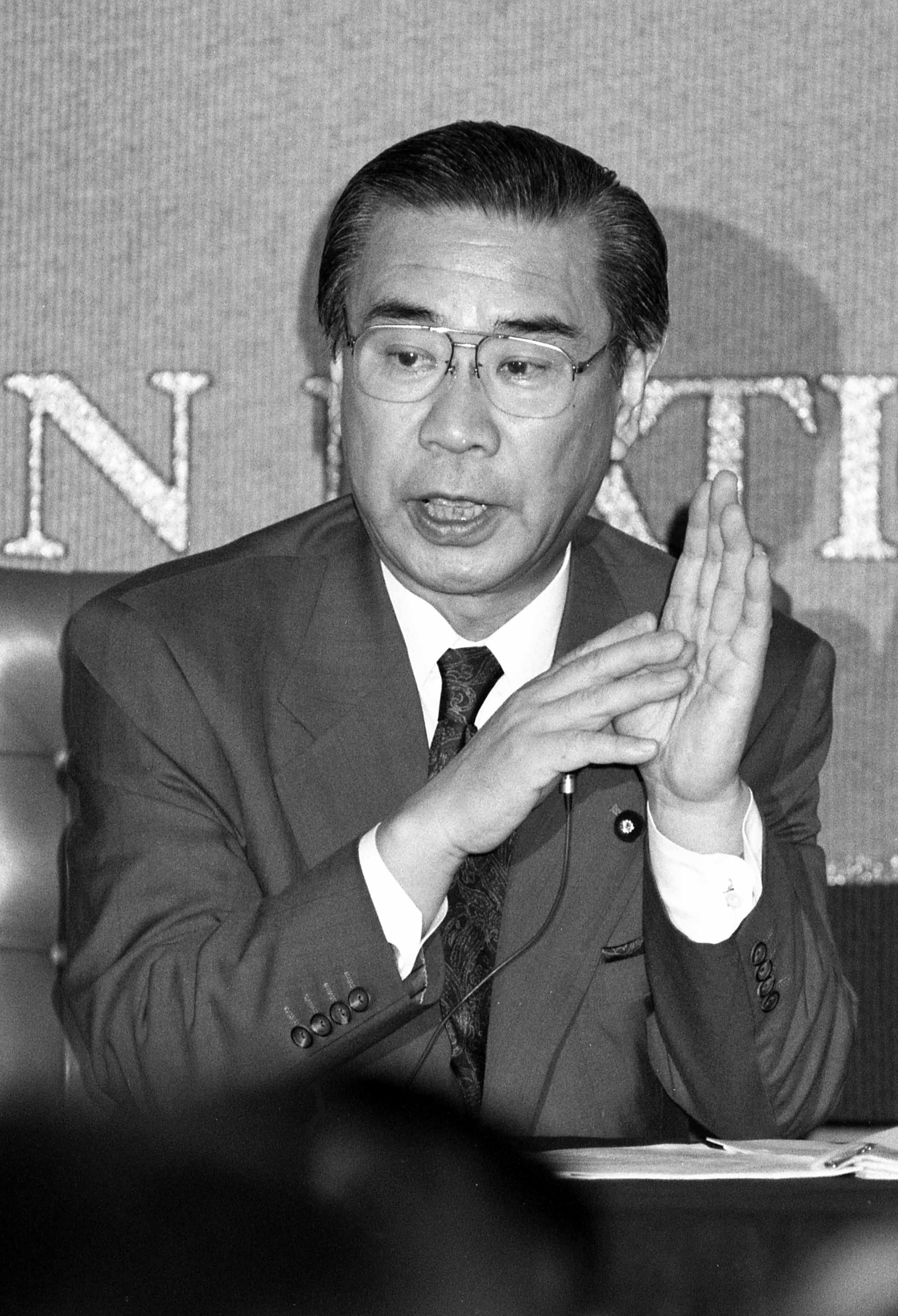 羽田孜はなぜ64日で退陣したか？省エネルックと政治改革の真相