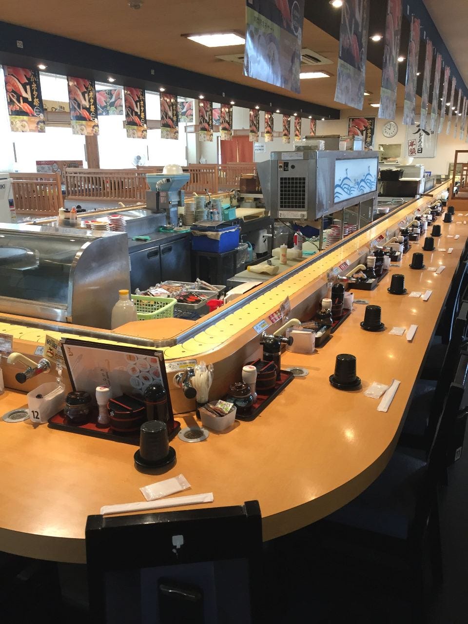 2026年最新ルポ：地方発回転寿司の逆襲「し ー じゃっ く 三刀屋 店」が山陰の食卓で圧倒的支持を集める秘密