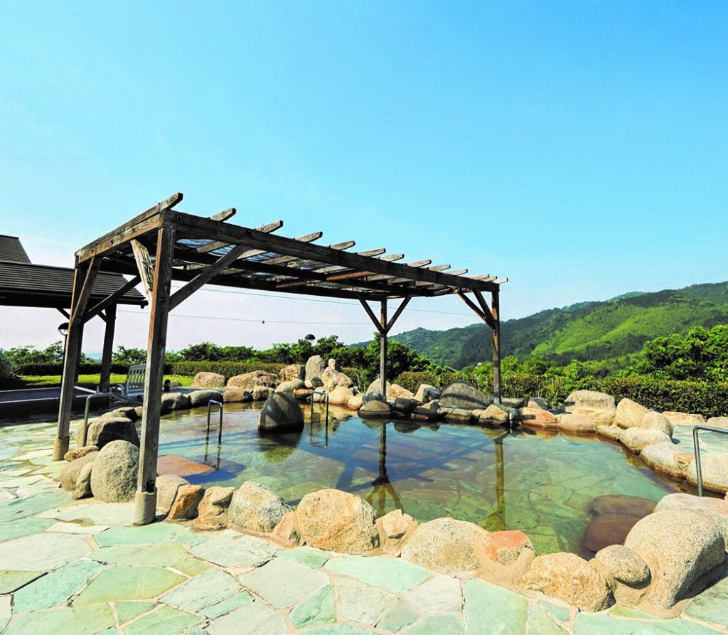 佐賀平野を望む絶景露天とサウナ！山茶花の湯が誇る極上の癒やし