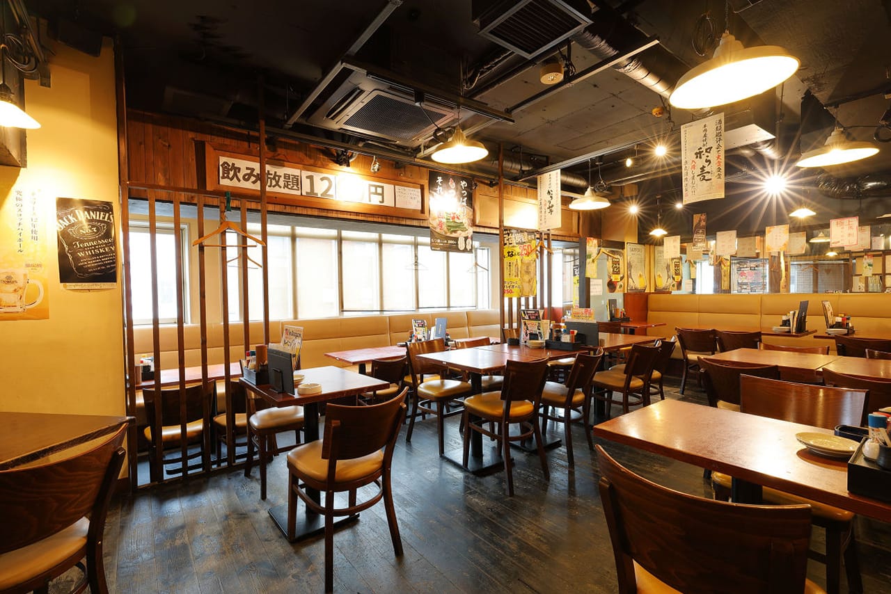 博多満月田町店の評判と真相｜ビール199円・焼き鳥46円のコスパ検証