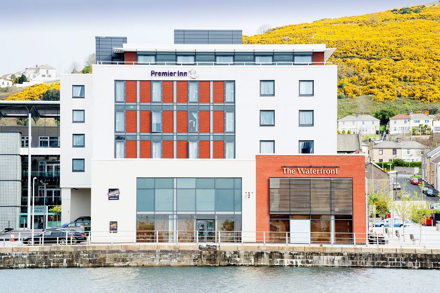 Premier Inn Swansea Waterfront Hotel Swansea