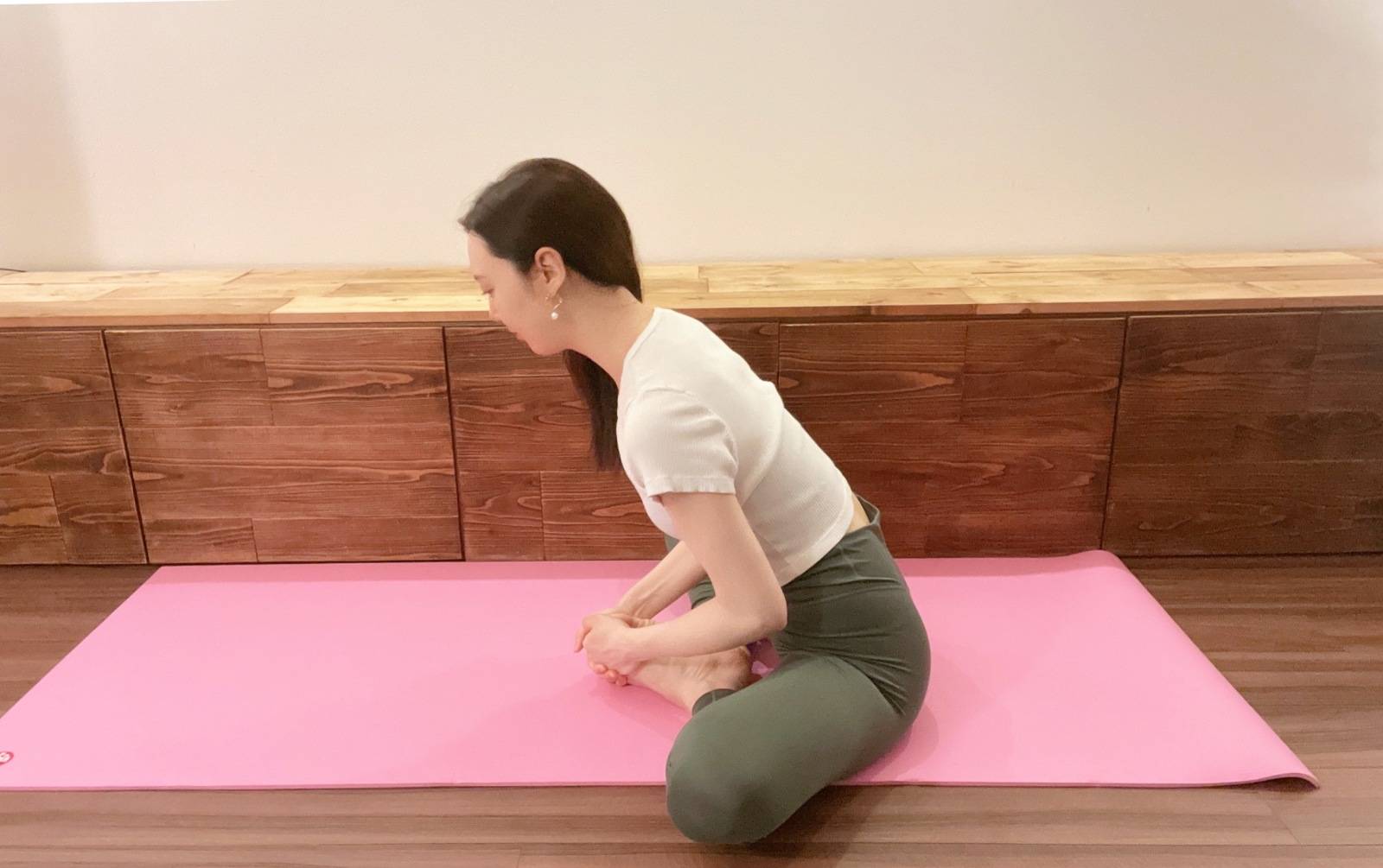 骨盤を立てるトレーニングの真相！下腹ぽっこりと腰痛を劇的リセット