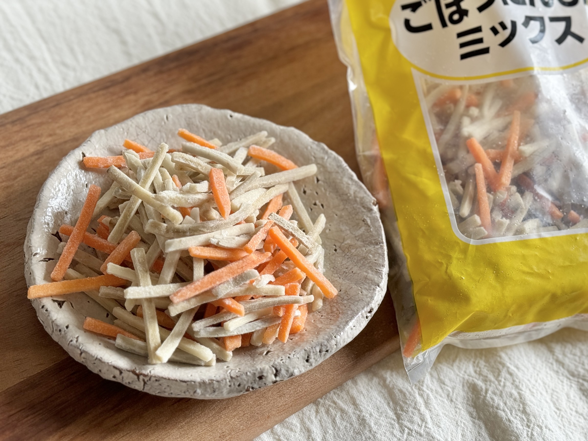 業務スーパーごぼうにんじんミックスは買い？時短レシピと評判を徹底検証