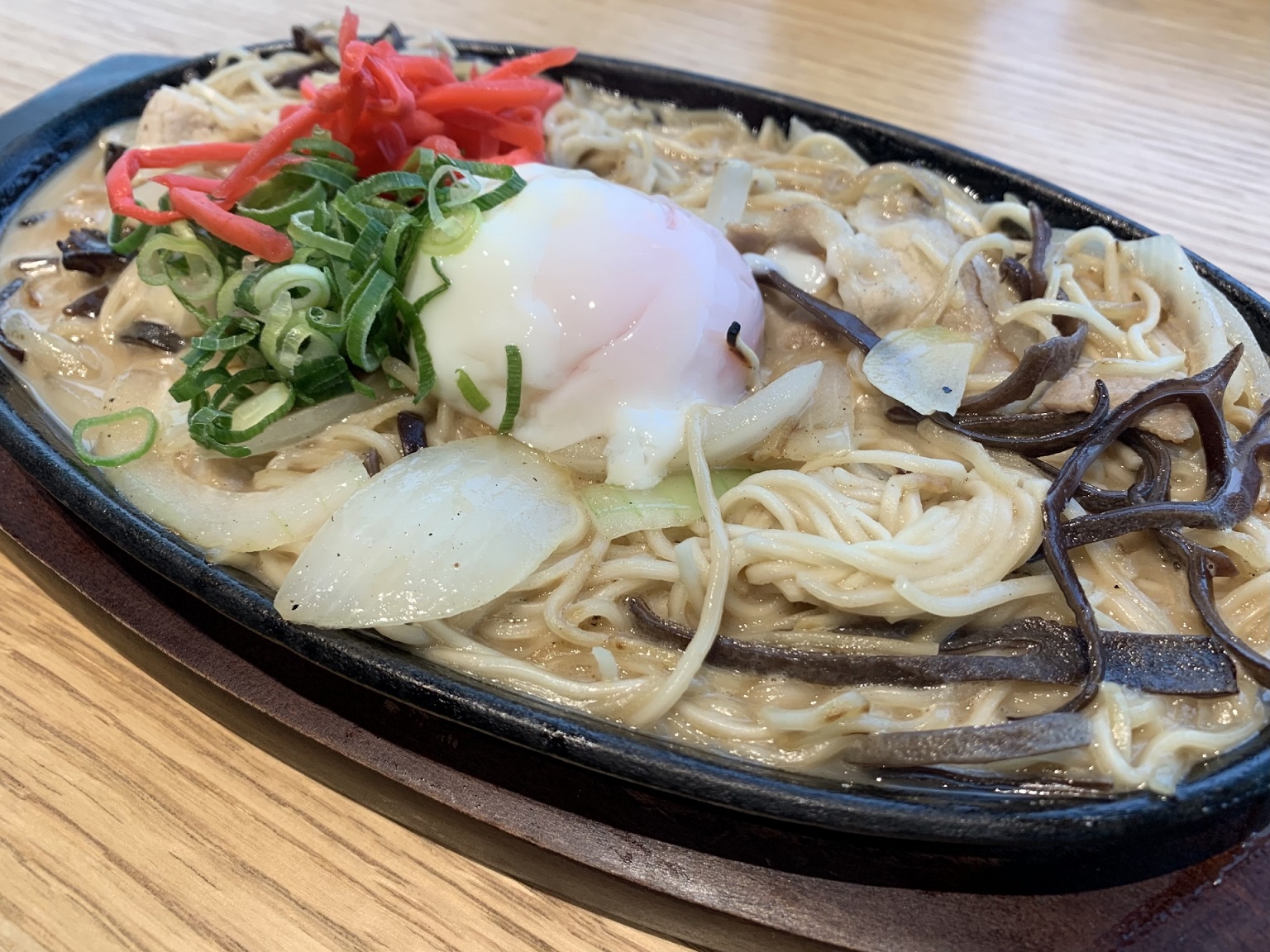 福岡名物焼きラーメンの真相！発祥秘話から人気店の最新評判まで徹底解剖