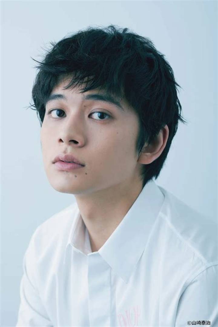 北村匠海の腹筋はなぜ注目される？体型と見え方を整理