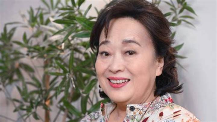 渡辺千紗の真実: デビューから現在まで追う女優の軌跡