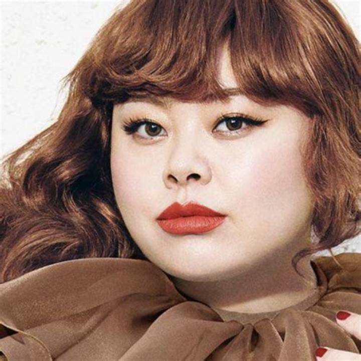 渡辺直美フォロワー数1000万超え - 世界を魅了する影響力の秘密
